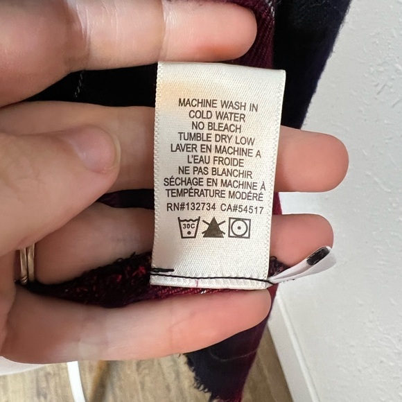 Cloth & Stone Vibrant Plaid Button Down Shirt - Picture 5 of 6